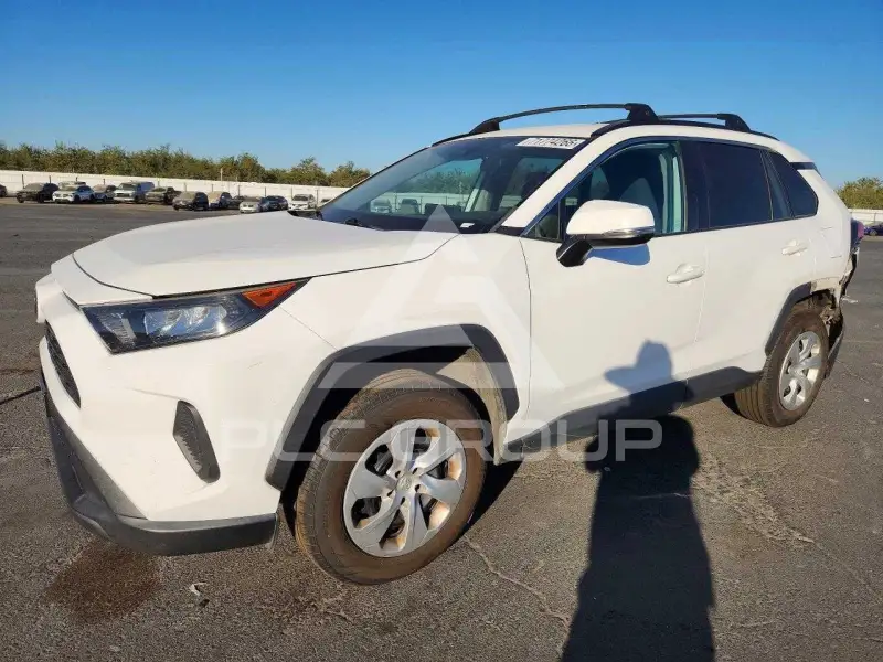 2020 Toyota RAV4 фото