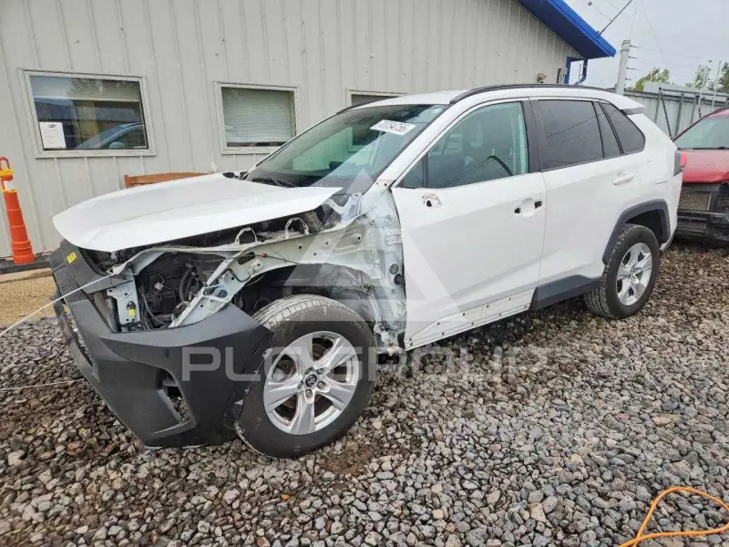 2020 Toyota RAV4 фото