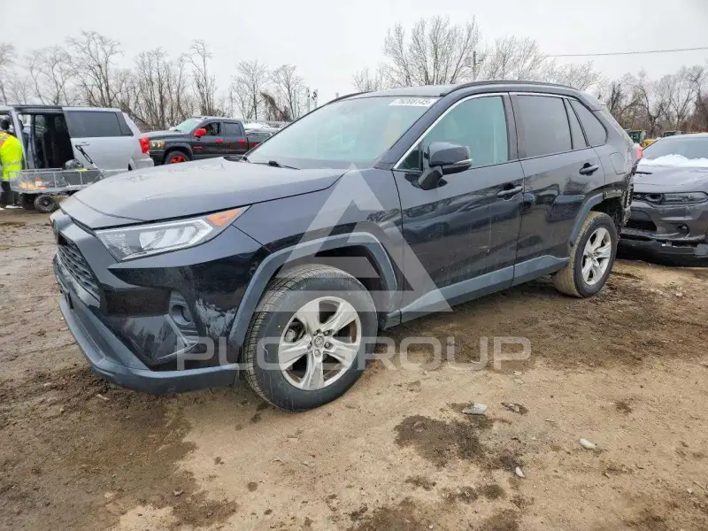 2020 Toyota RAV4 фото