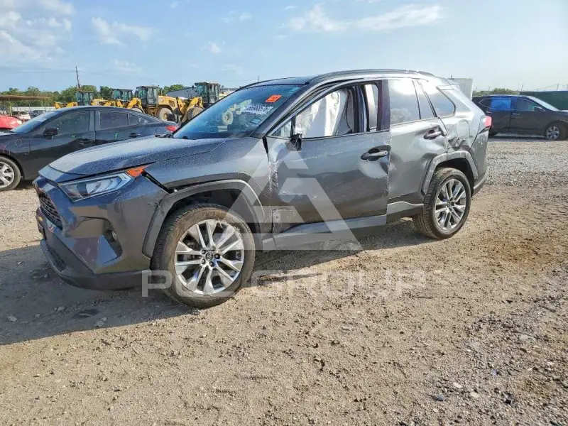 2020 Toyota RAV4 фото