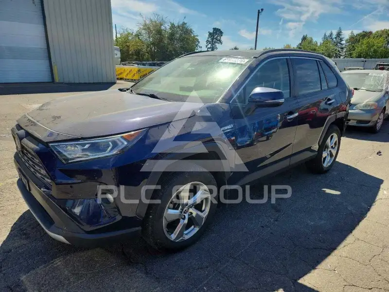 2020 Toyota RAV4 фото