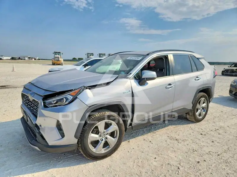 2020 Toyota RAV4 фото
