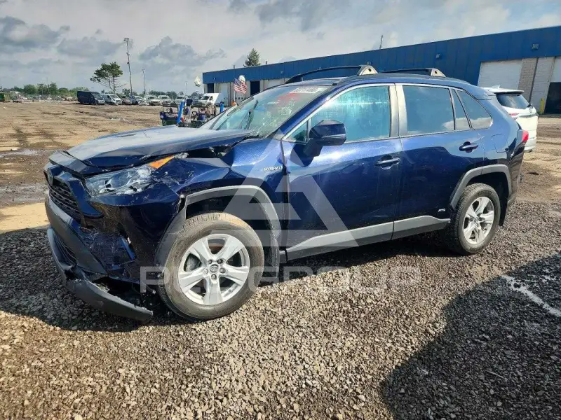 2020 Toyota RAV4 фото