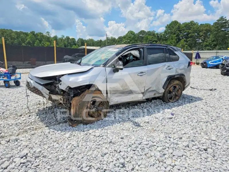 2020 Toyota RAV4 фото