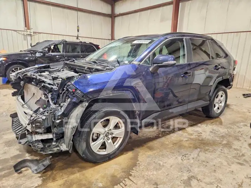 2020 Toyota RAV4 фото