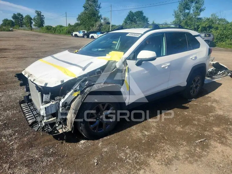 2020 Toyota RAV4 photo