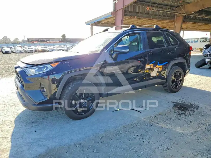 2020 Toyota RAV4 фото