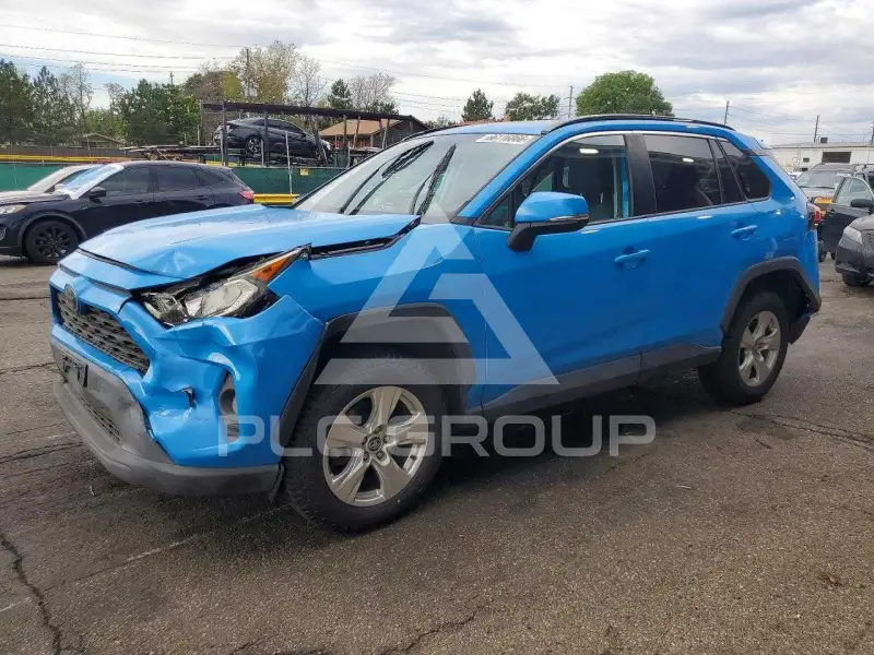 2020 Toyota RAV4 фото