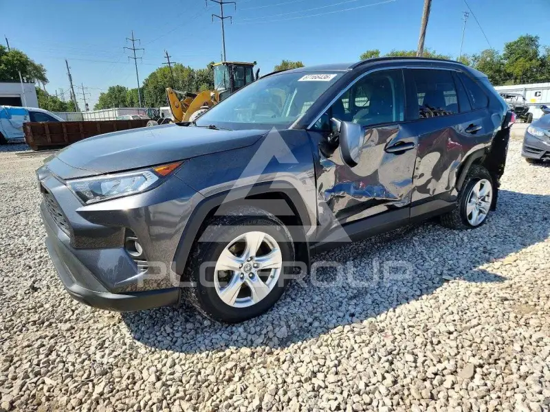 2020 Toyota RAV4 фото