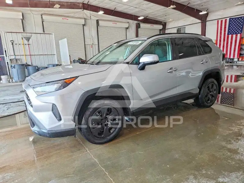 2020 Toyota RAV4 photo