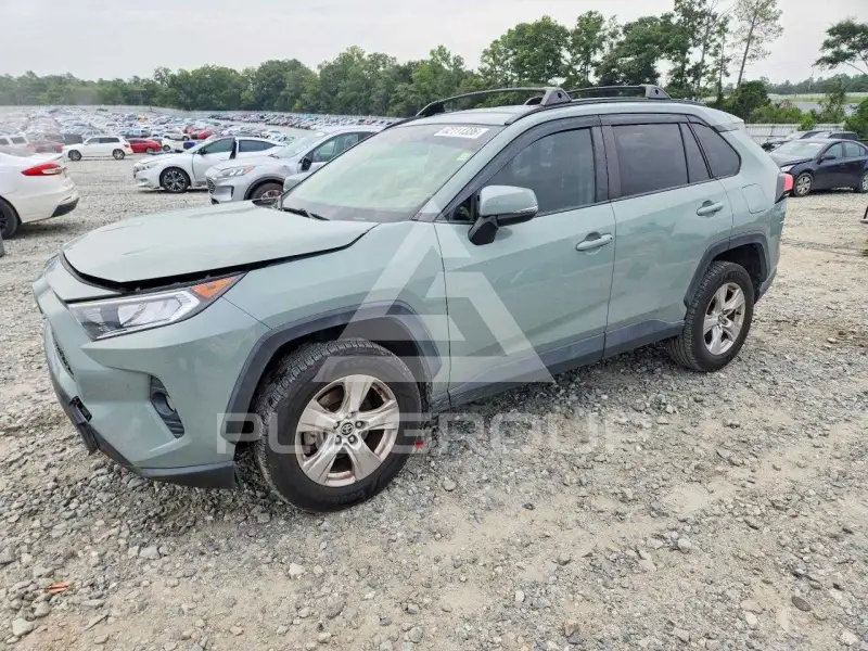 2020 Toyota RAV4 фото