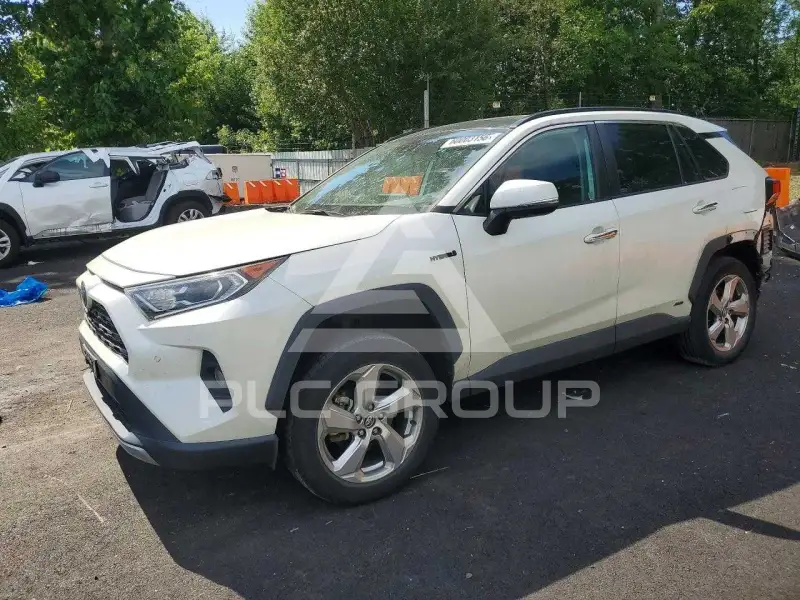 2020 Toyota RAV4 фото