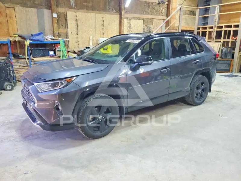 2020 Toyota RAV4 фото