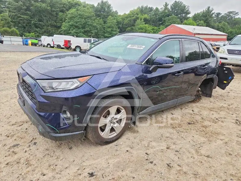 2020 Toyota RAV4 photo