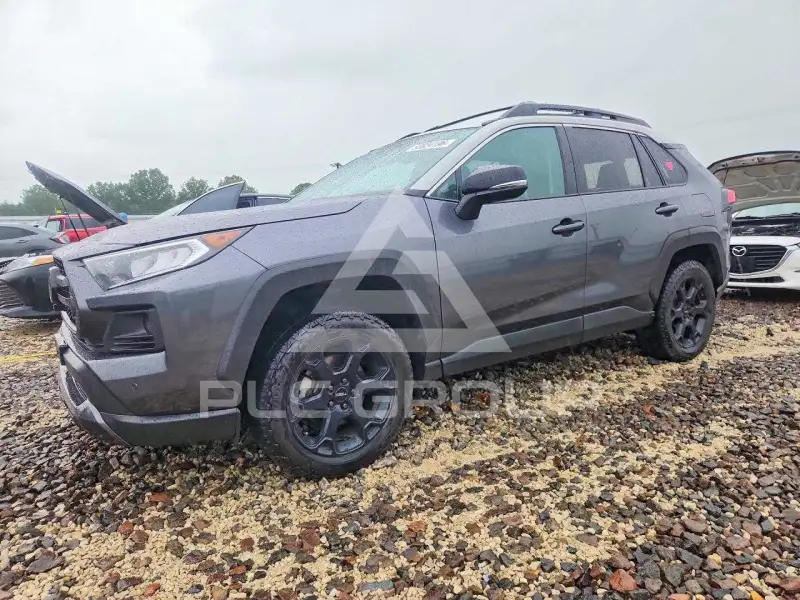 2020 Toyota RAV4 photo