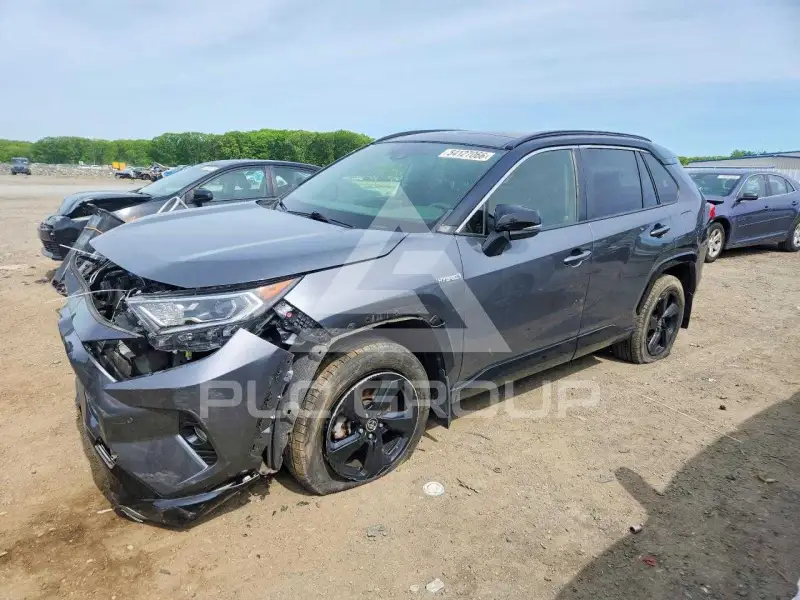 2020 Toyota RAV4 фото