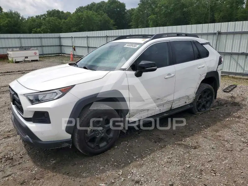 2020 Toyota RAV4 фото