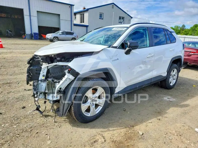 2020 Toyota RAV4 фото