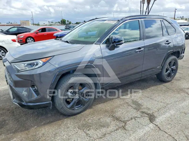 2020 Toyota RAV4 фото