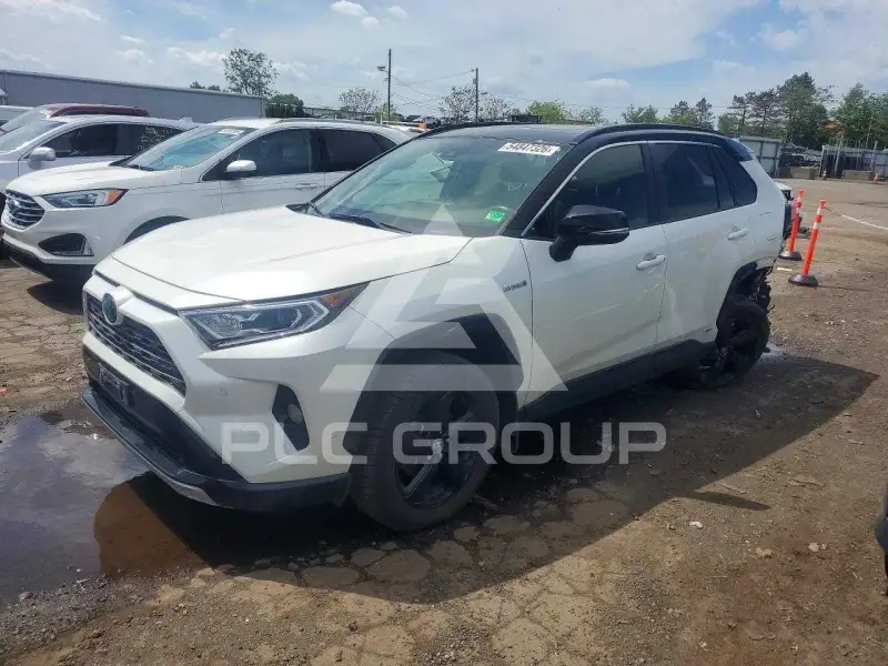 2020 Toyota RAV4 photo