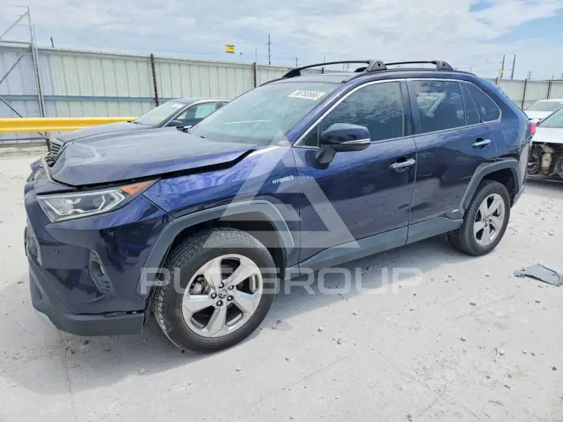 2020 Toyota RAV4 фото