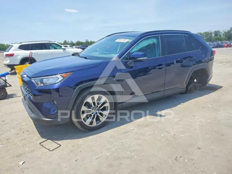 2020 Toyota RAV4 фото