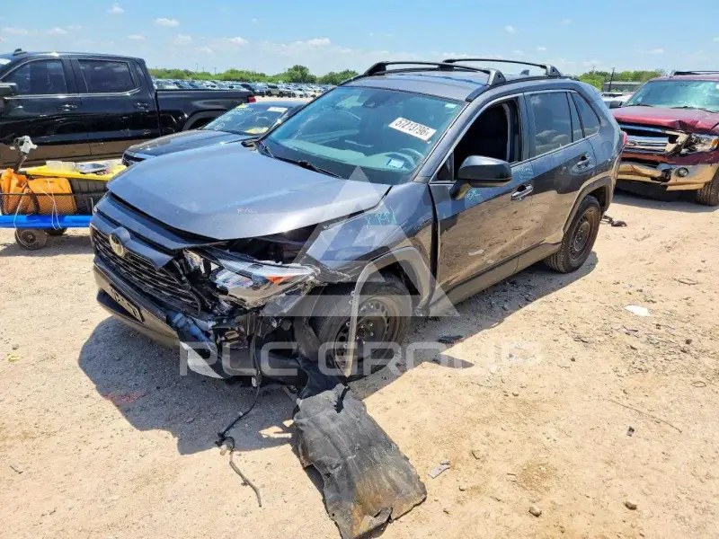 2020 Toyota RAV4 фото