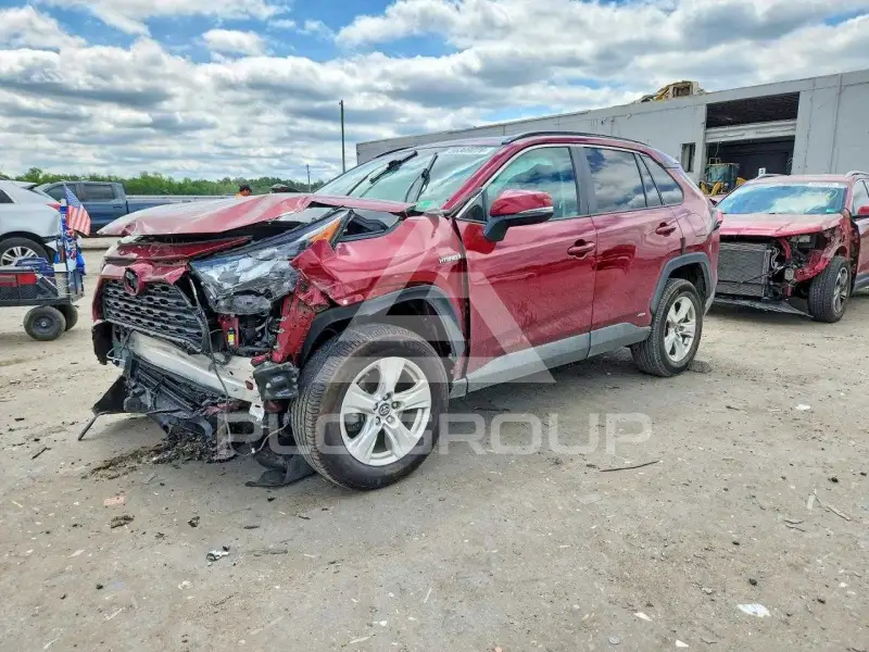 2020 Toyota RAV4 фото