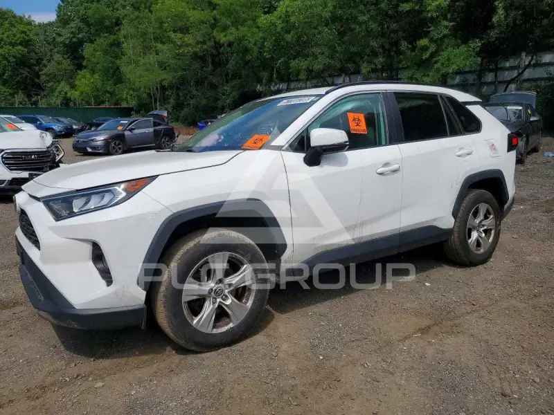 2020 Toyota RAV4 photo
