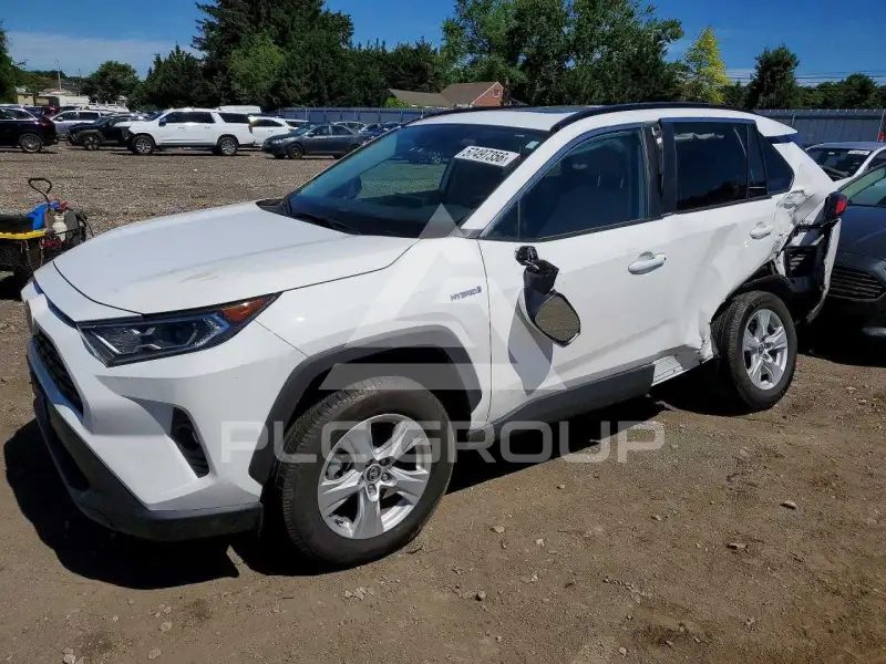 2020 Toyota RAV4 фото