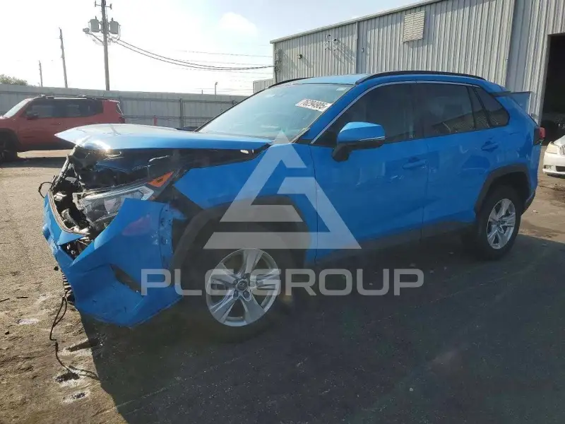 2020 Toyota RAV4 фото