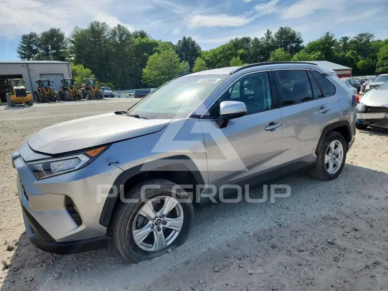 2020 Toyota RAV4 фото