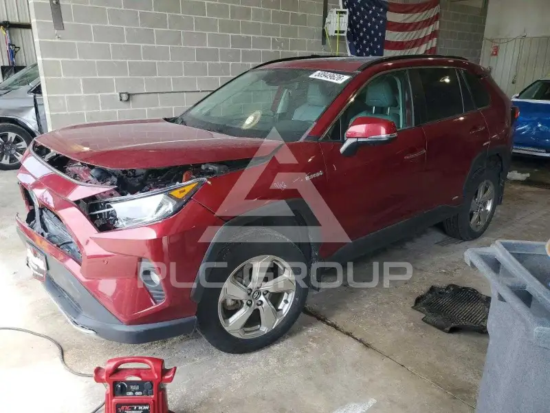 2020 Toyota RAV4 фото