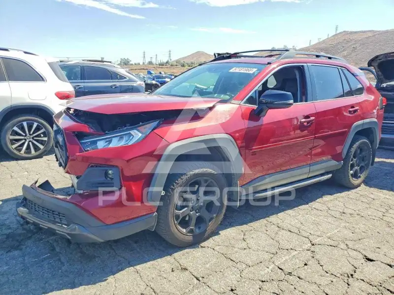 2020 Toyota RAV4 фото