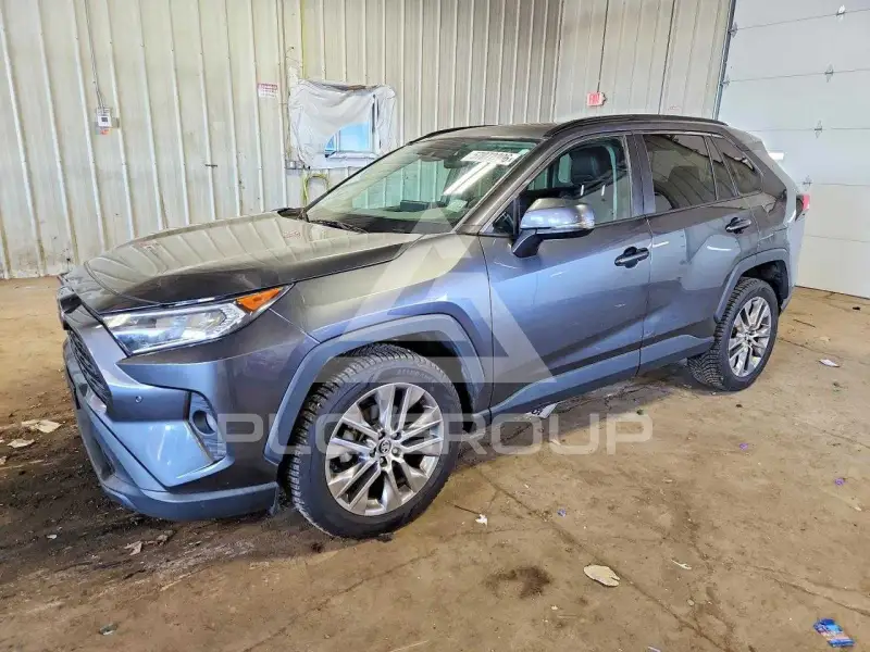 2020 Toyota RAV4 photo