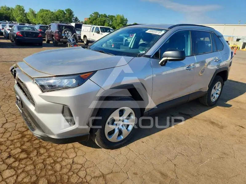 2020 Toyota RAV4 фото