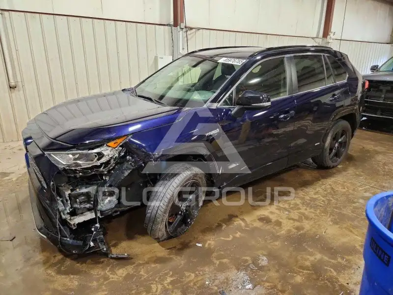 2020 Toyota RAV4 фото