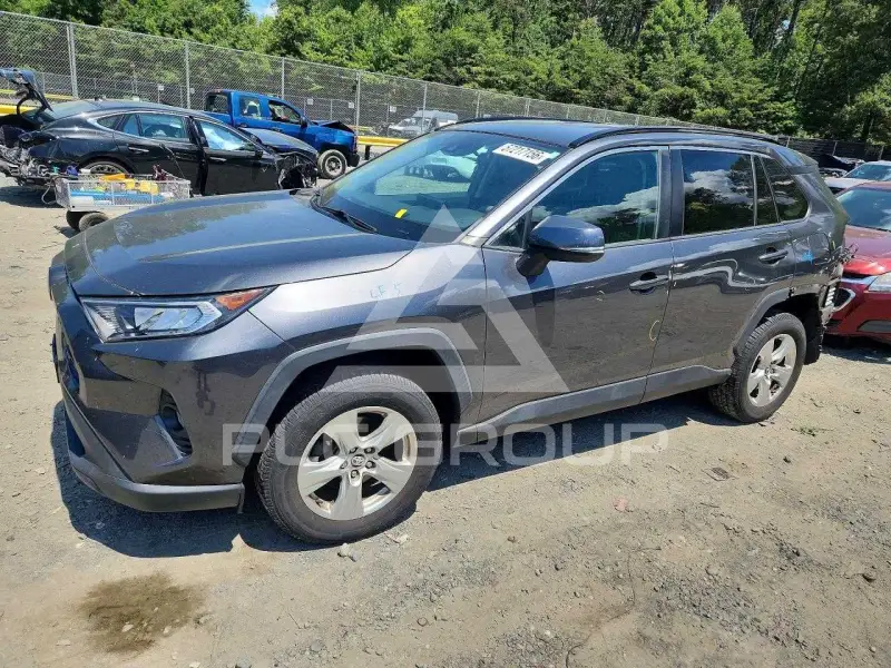 2020 Toyota RAV4 фото