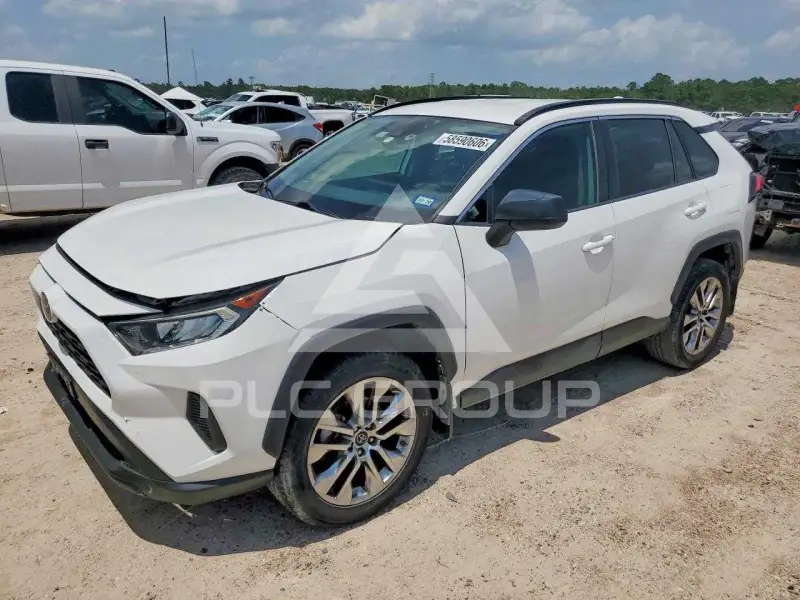 2020 Toyota RAV4 photo