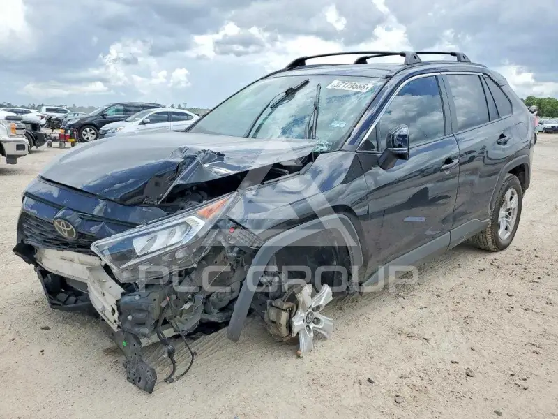 2020 Toyota RAV4 фото