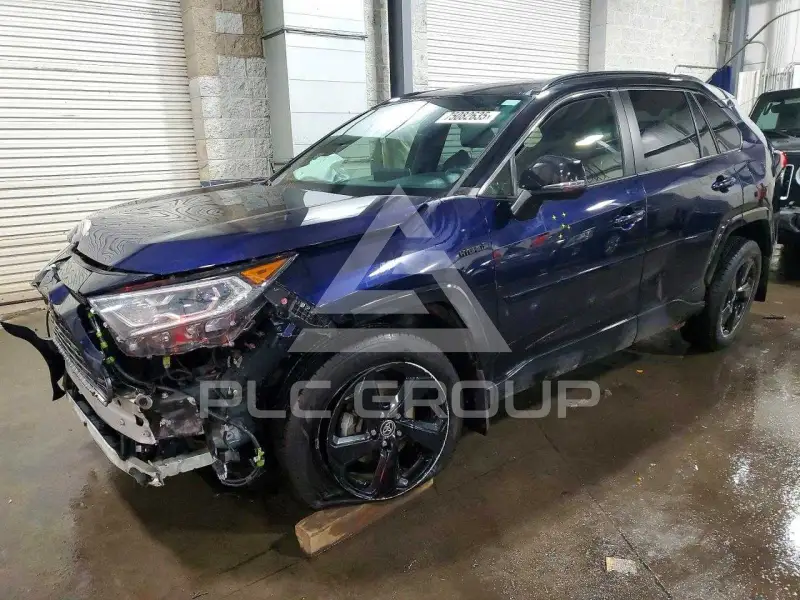 2020 Toyota RAV4 фото