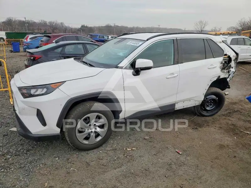 2020 Toyota RAV4 фото