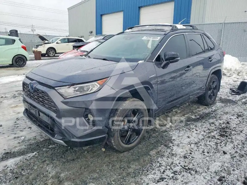 2020 Toyota RAV4 фото
