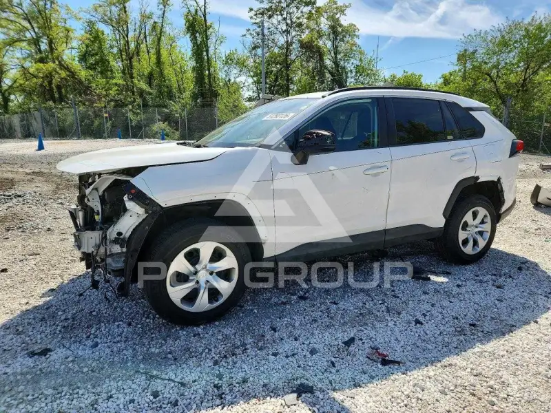 2020 Toyota RAV4 фото