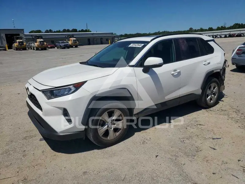2020 Toyota RAV4 фото