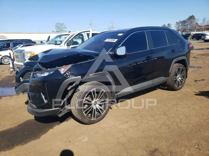 2020 Toyota RAV4 фото