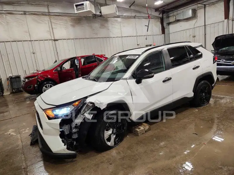 2020 Toyota RAV4 фото