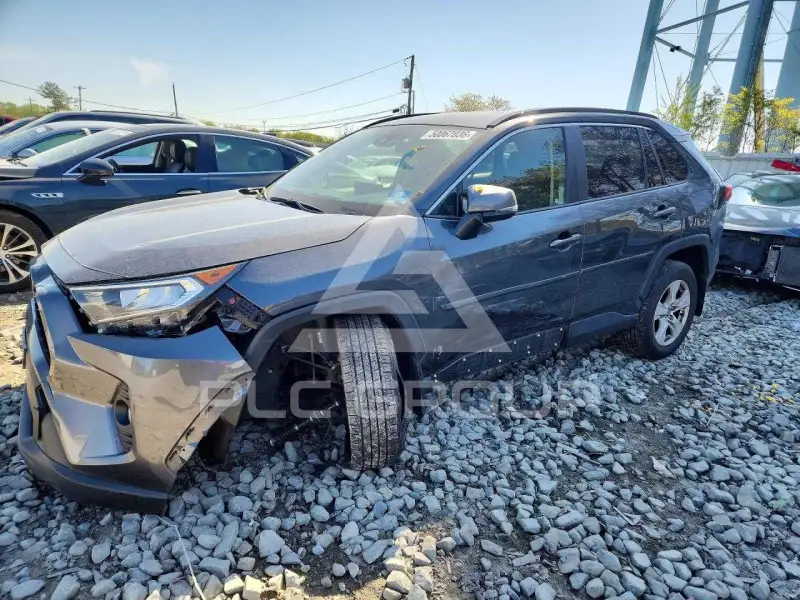 2020 Toyota RAV4 photo