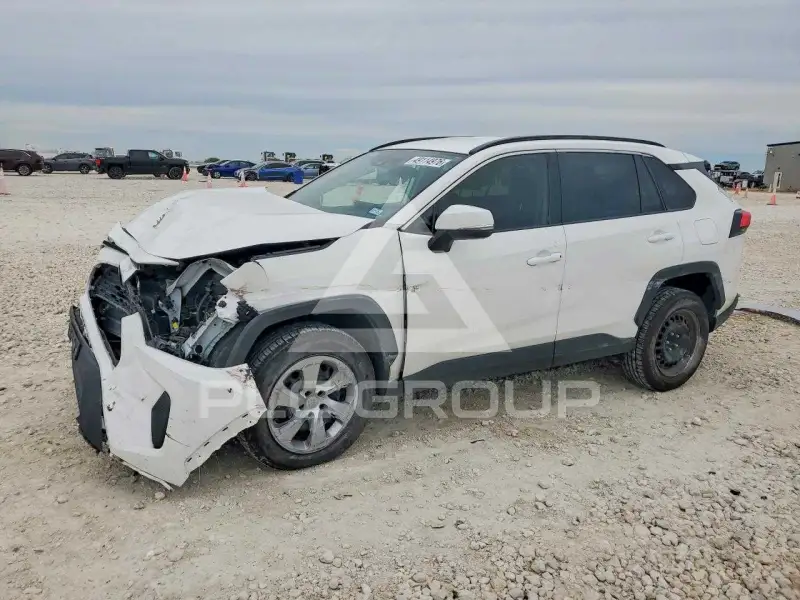 2020 Toyota RAV4 фото