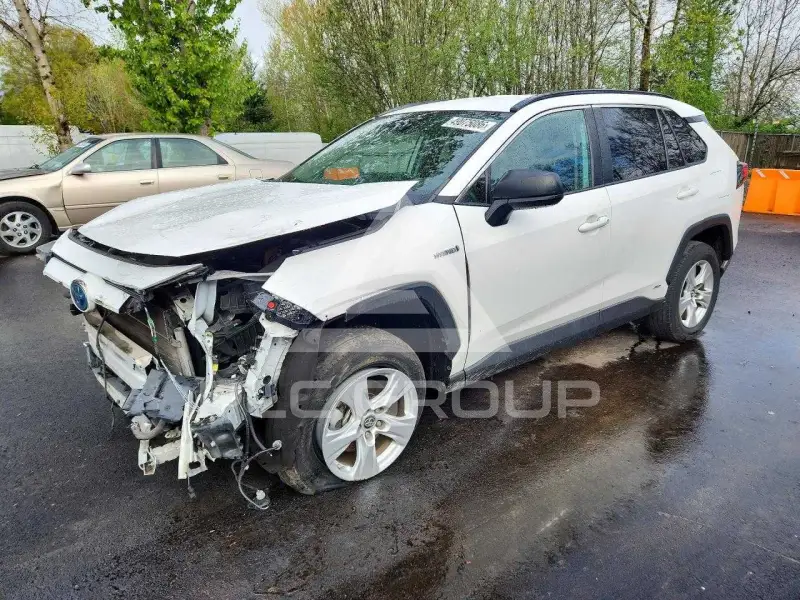 2020 Toyota RAV4 фото